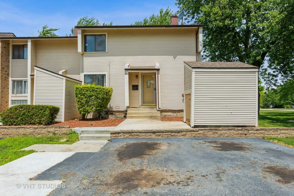 816 Oakside Lane, University Park, IL 60484 MLS 11473495