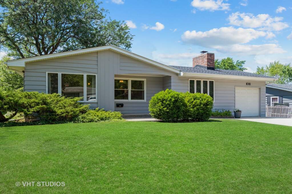 1011 Wellman Avenue, Montgomery, IL 60538 MLS 11476184 properties