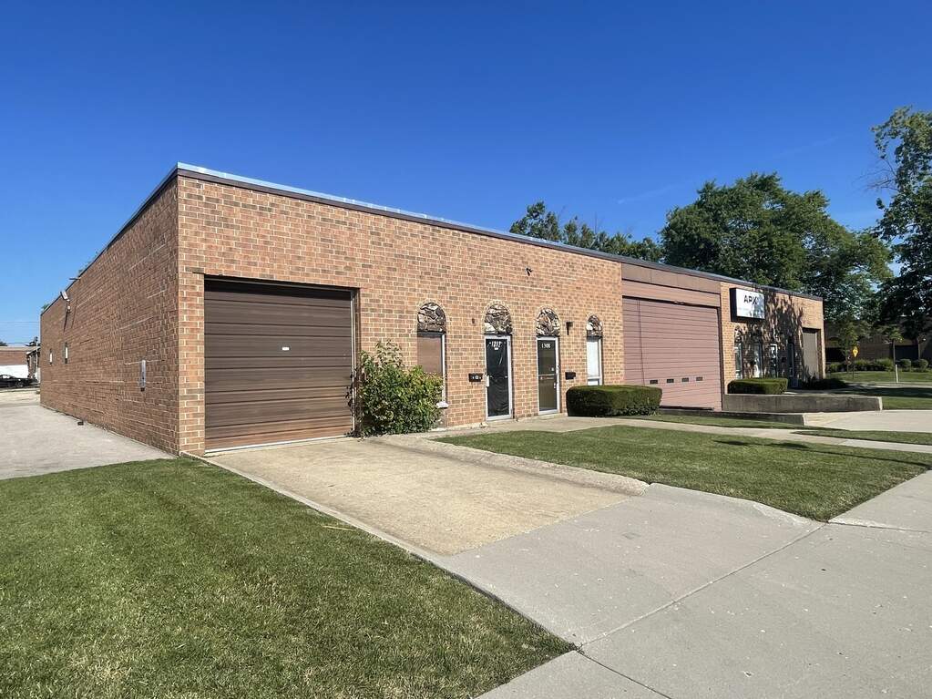 1312 Wright Boulevard, Schaumburg, IL 60193 MLS 11476682 properties Chicagoland