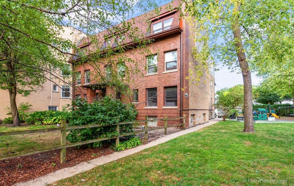 643 Hinman Avenue 3N, Evanston, IL 60202 MLS 11476923 properties