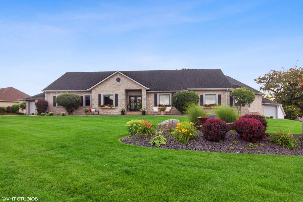 7321 Skyview Trail, Roscoe, IL 61073 MLS 11478223 properties