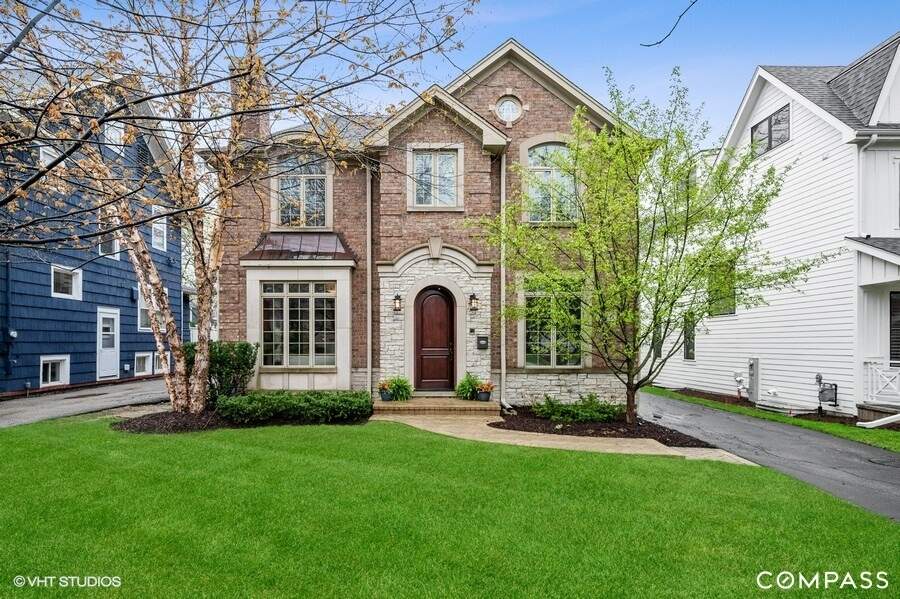 916 Elm Street, IL 60093 MLS 11479025 properties