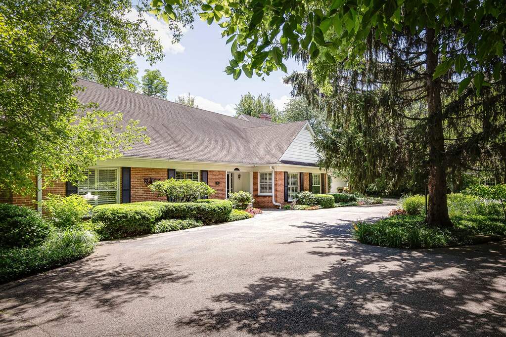 91 Indian Hill Road, IL 60093 MLS 11480225 properties