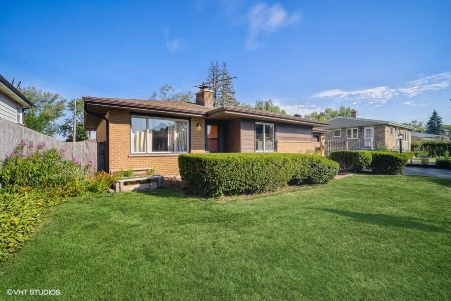 392 Wille Avenue, Wheeling, IL 60090 MLS 11482419 properties