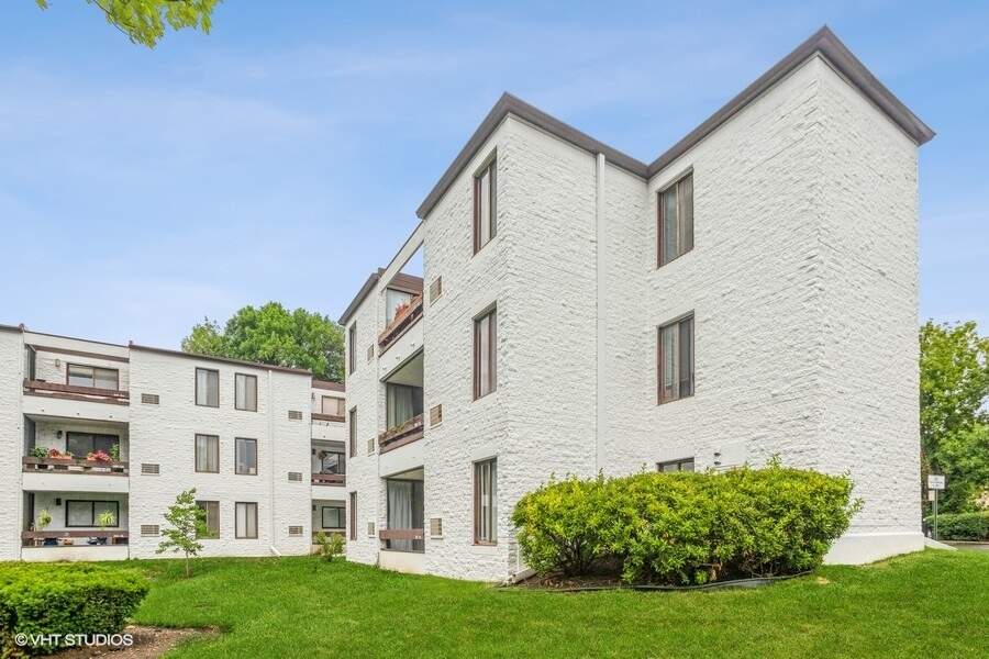 302 W Miner Street 3A, Arlington Heights, IL 60005 MLS 11487145