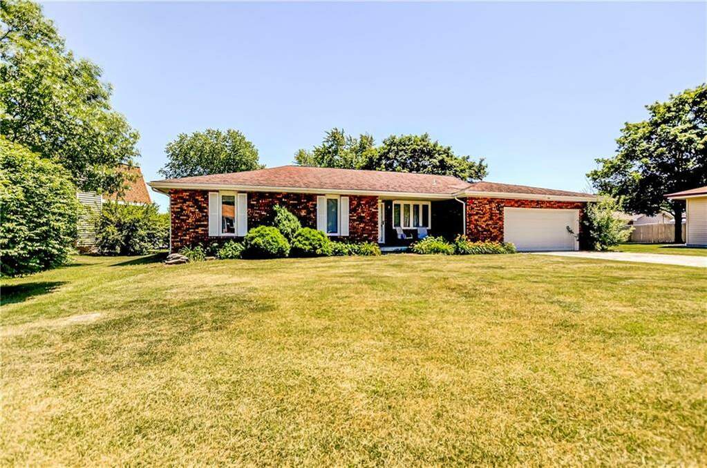 685 E Main Street, Warrensburg, NY 62573 MLS 11497056 properties