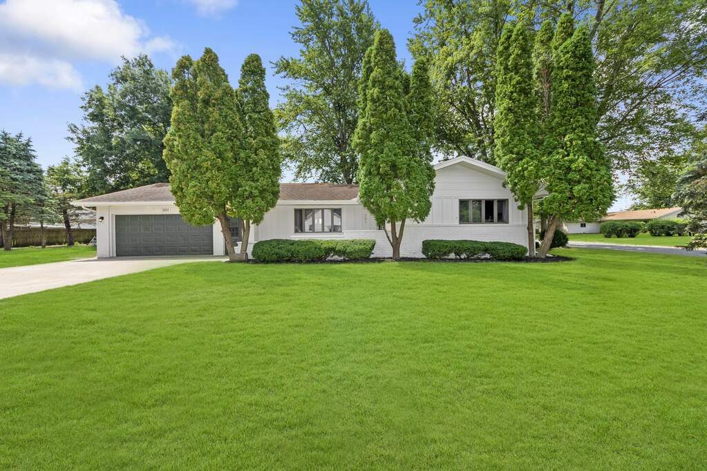 201 N Via Sistina Street, Toluca, IL 61369 MLS 11607813