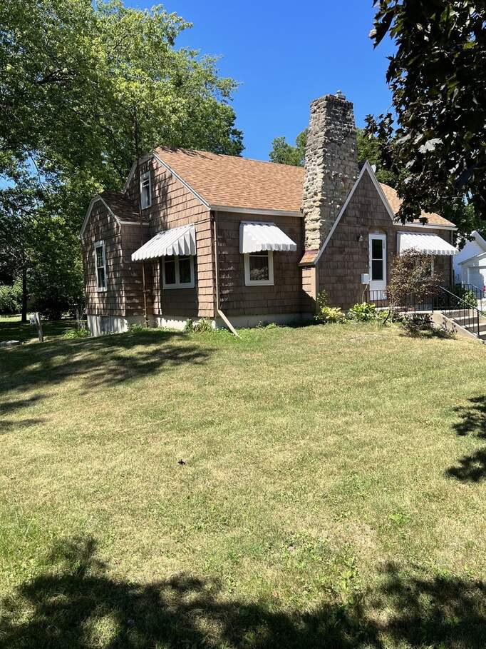 100 S Poplar Street, Onarga, IL 60955 MLS 11608780 properties