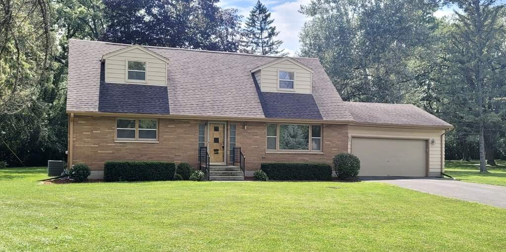 1969 Red Fox Lane, Green Oaks, IL 60048 MLS 11609151 properties