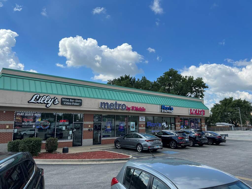 7201 W 63rd Street, Summit, IL 60501 MLS 11613246 properties