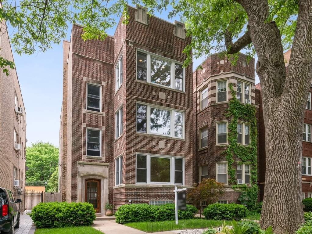 2041 W Berwyn Avenue 1, Chicago, IL 60625 MLS 11614073