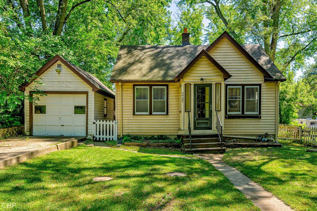 7721 Oak Drive, Wonder Lake, IL 60097 MLS 11617929 properties