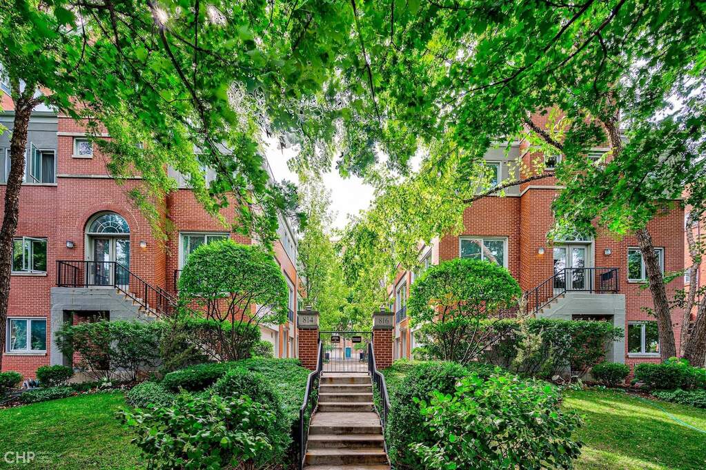 816 Hinman Avenue 6, Evanston, IL 60202 MLS 11623347 properties