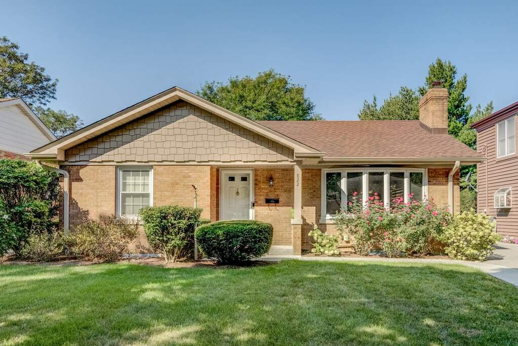 822 S Madison Avenue, La Grange, IL 60525 | MLS# 11623955 | @properties ...