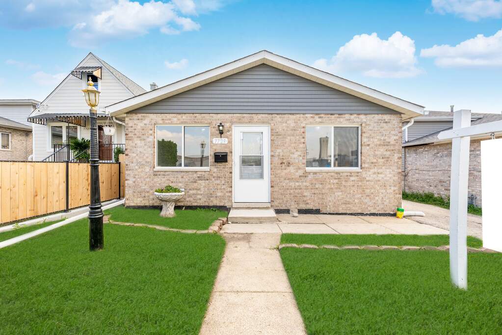 7729 W 61st Place, Summit, IL 60501 MLS 11630457 properties