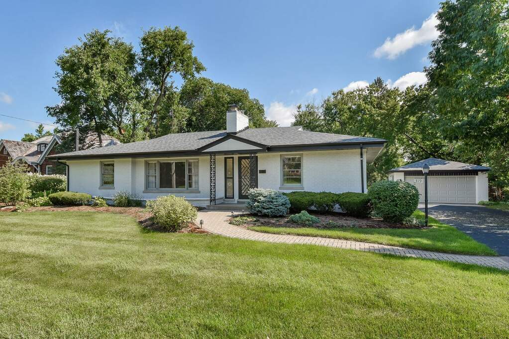 319 N Park Boulevard, Glen Ellyn, IL 60137 MLS 11634116