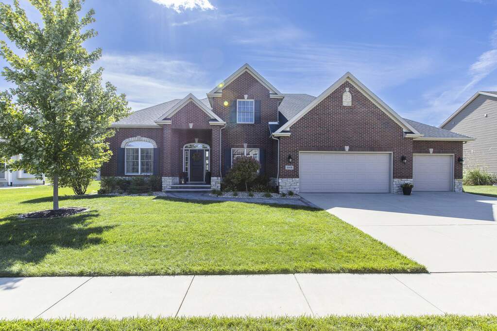 2909 Degarmo Drive, Bloomington, IL 61704 MLS 11638640 properties