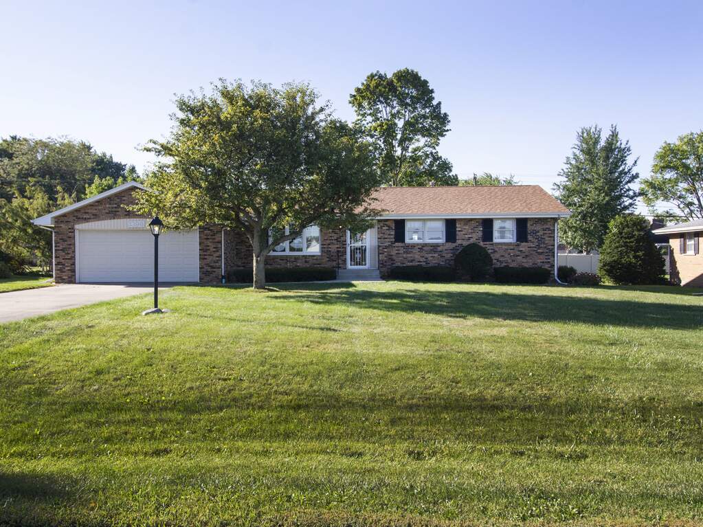 1398 W Tower Road, Kankakee, IL 60901 MLS 11640880 properties