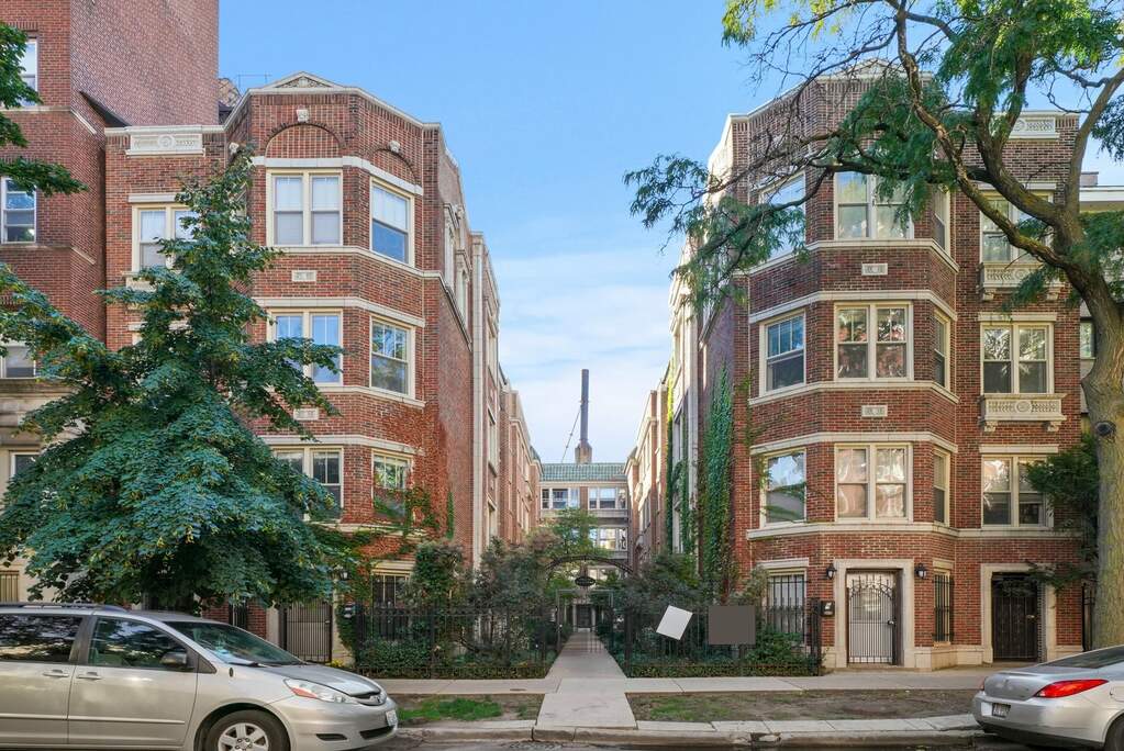 5402 N Kenmore Avenue 1W, Chicago, IL 60640 MLS 11644311 properties Chicagoland