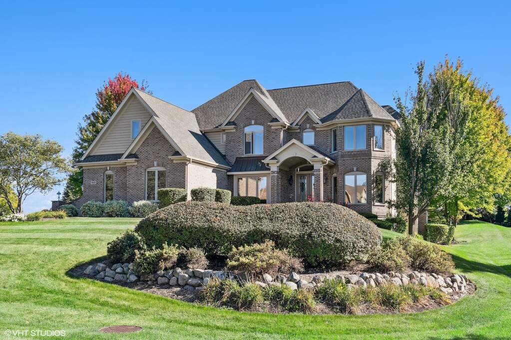 9415 N Muirfield Drive, Lakewood, IL 60014 MLS 11646261