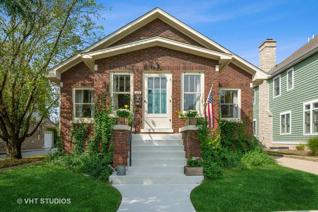 226 S Dunton Avenue, Arlington Heights, IL 60005 MLS 11651051