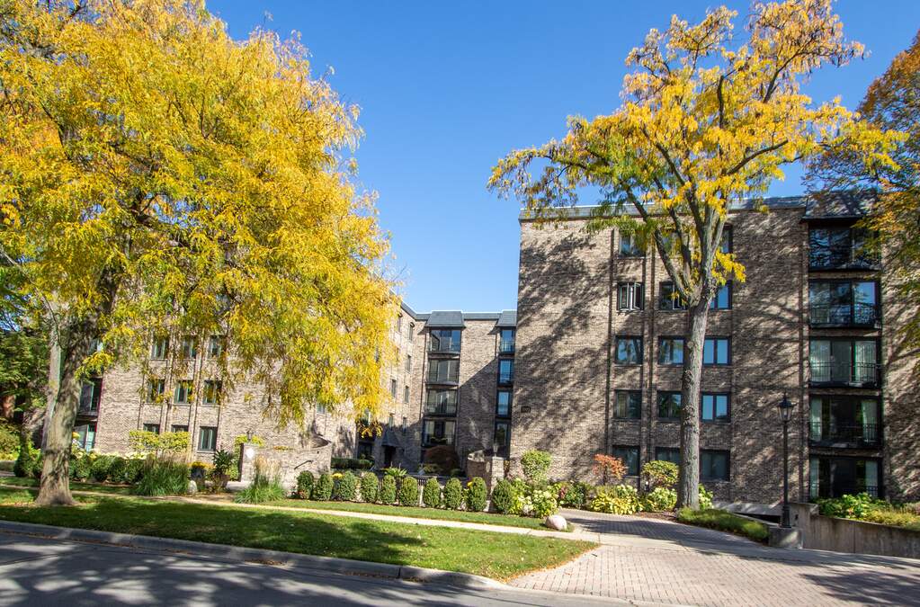 1005 Bonnie Brae Place 2F, River Forest, IL 60305 MLS 11652789