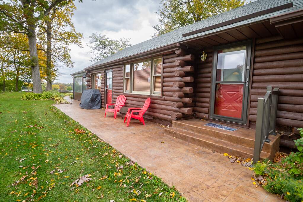 807 Lake Holiday Drive, Lake Holiday, IL 60548 MLS 11653111