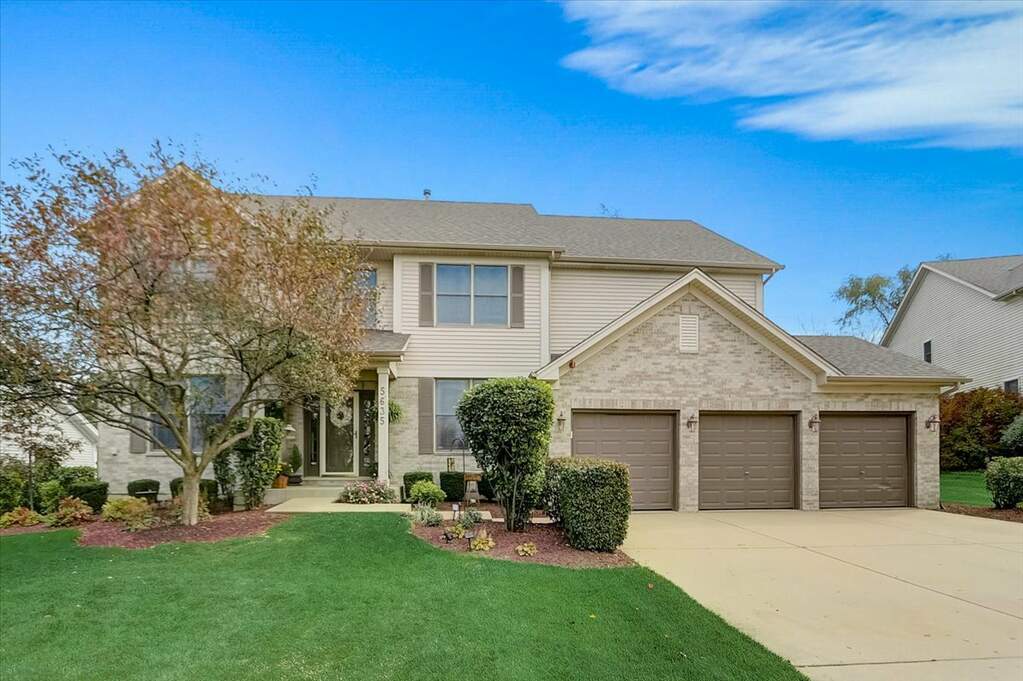 5635 Caribou Lane, Hoffman Estates, IL 60192 MLS 11660211