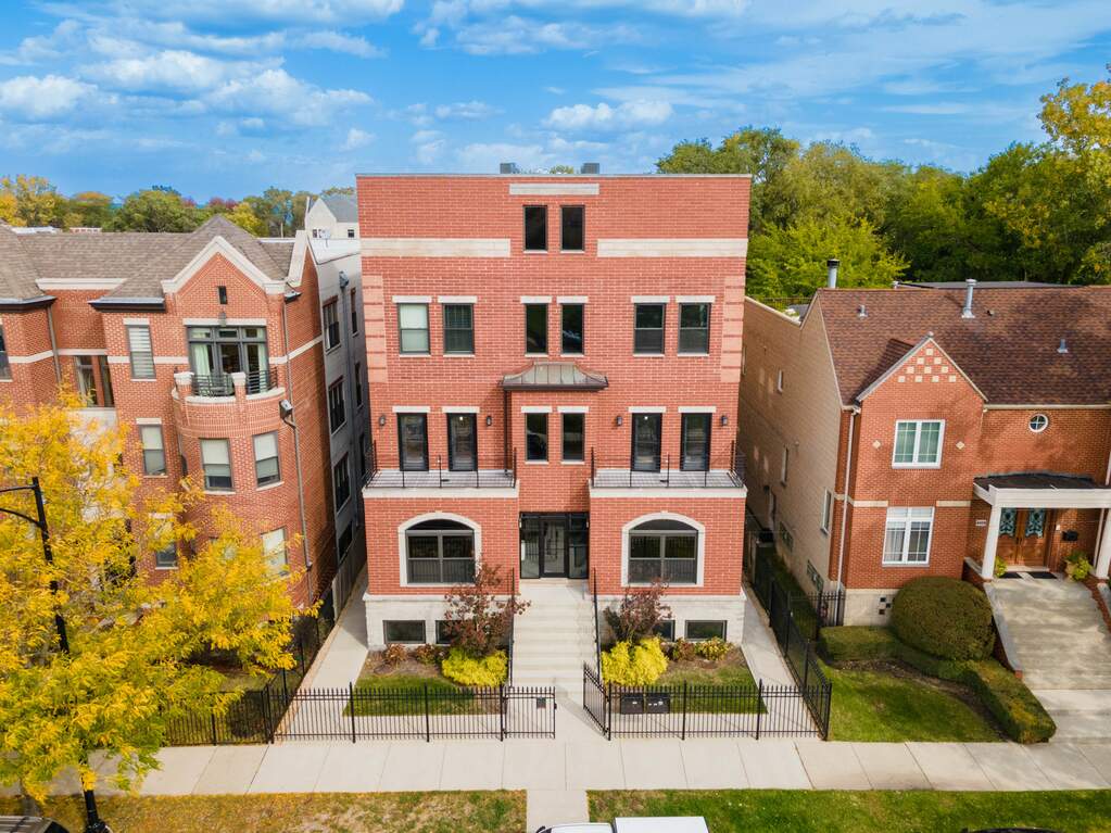 4453 S Lake Park Avenue 1, Chicago, IL 60653 MLS 11661989