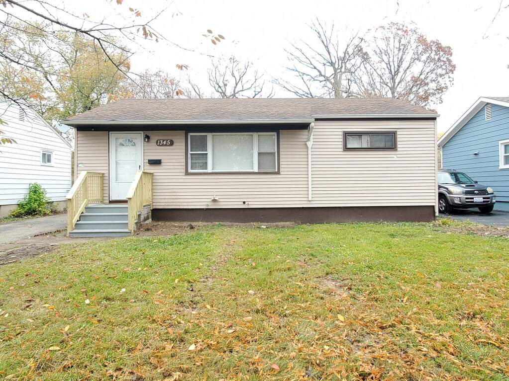 1345 Lorraine Place, Waukegan, IL 60085 MLS 11664803 properties