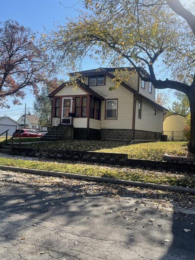 1318 Ridgewood Avenue, Joliet, IL 60432 MLS 11665673 properties