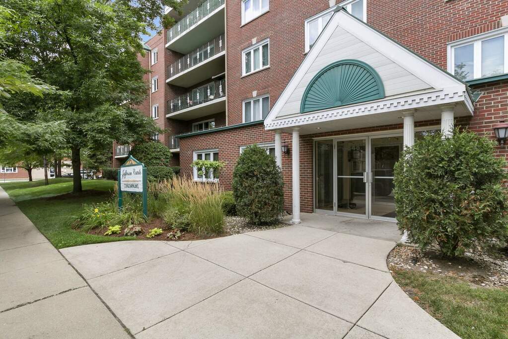 4848 N Central Avenue 410, Chicago, IL 60630 MLS 11666119