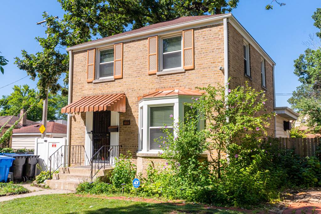 4014 N Pioneer Avenue, Chicago, IL 60634 MLS 11669466 properties