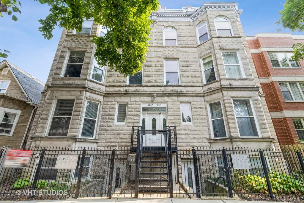 1939 N Sawyer Avenue 1N, Chicago, IL 60647 MLS 11676417