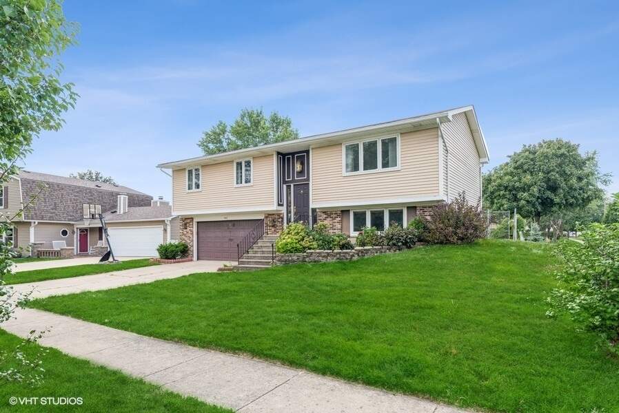 4142 Victoria Drive, Hoffman Estates, IL 60192 MLS 11682803