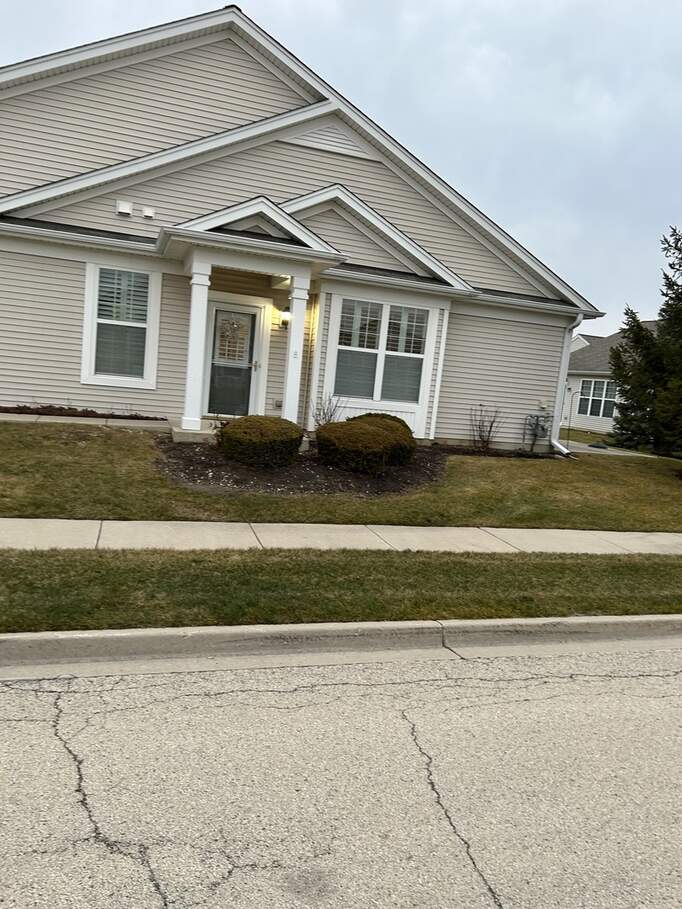 13540 Yellow Pine Drive, Huntley, IL 60142 MLS 11687925 properties