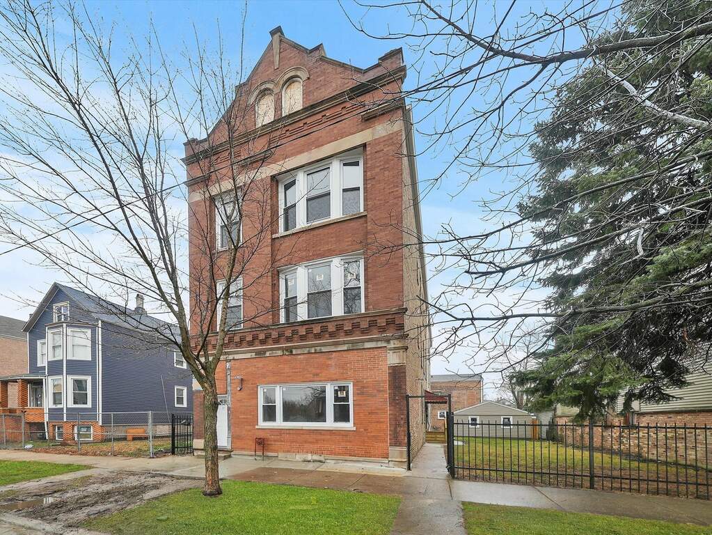 5139 S Hermitage Avenue, Chicago, IL 60609 MLS 11688645