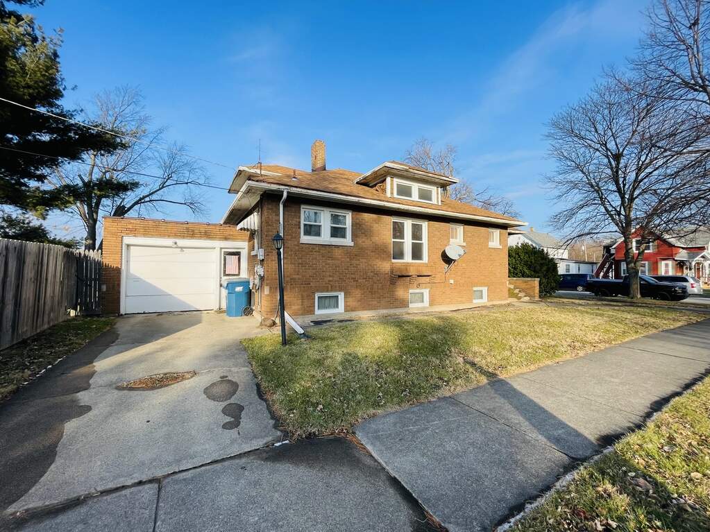1193 S 5th Avenue, Kankakee, IL 60901 MLS 11691647 properties