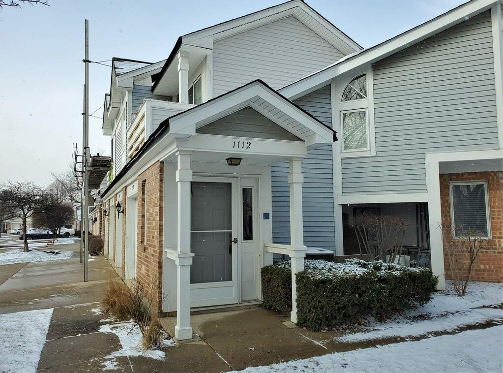 1112 Courtland Drive, Buffalo Grove, IL 60089 MLS 11691821