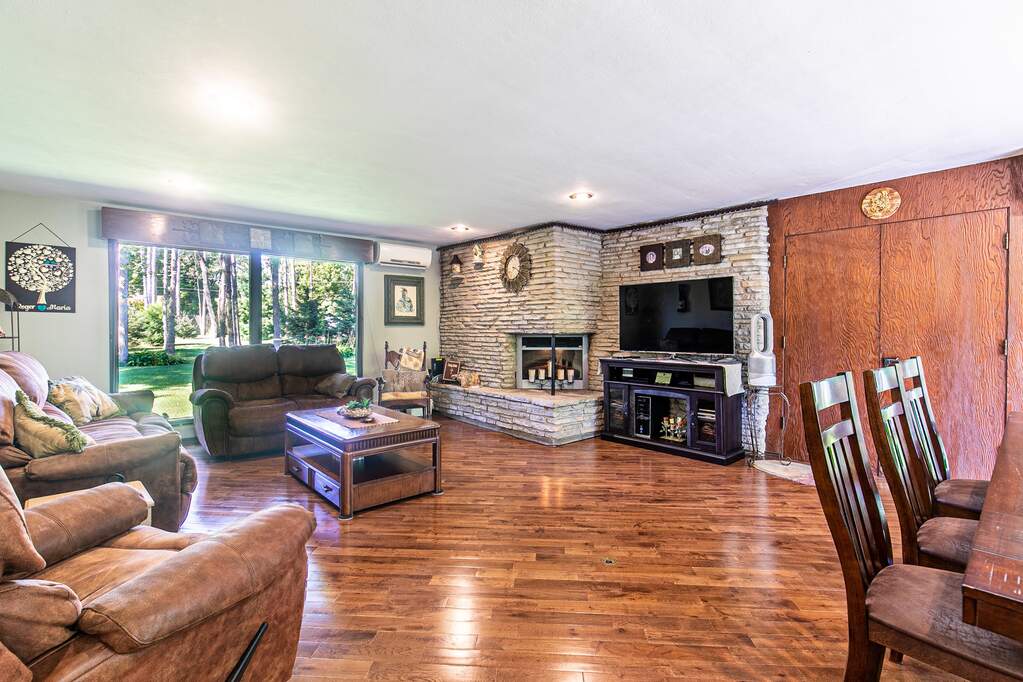 10468 W Wadsworth Road, Beach Park, IL 60099 MLS 11693618