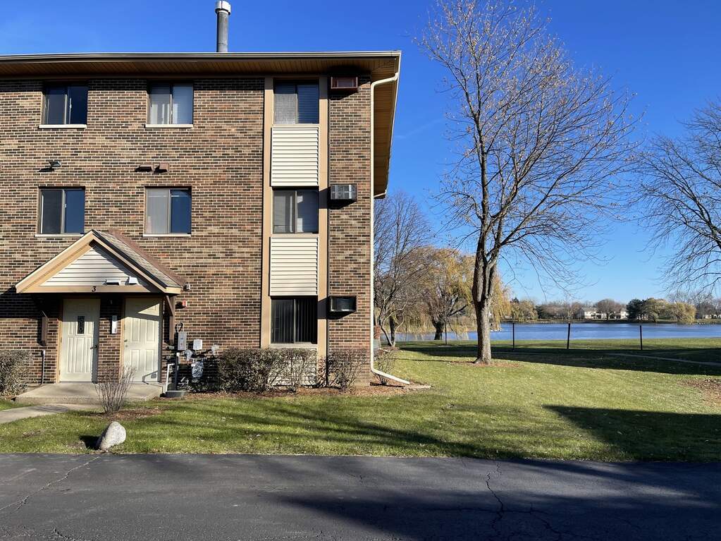 3 Echo Court 1, Vernon Hills, IL 60061 MLS 11694067 properties Chicagoland