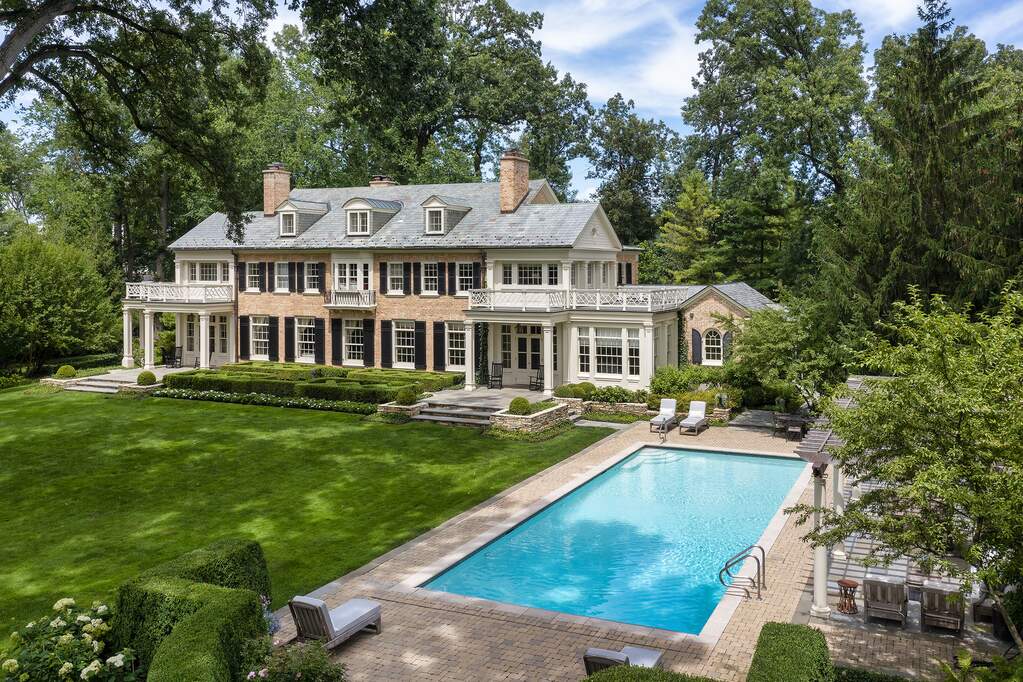 41 Indian Hill Road, IL 60093 MLS 11694503 properties