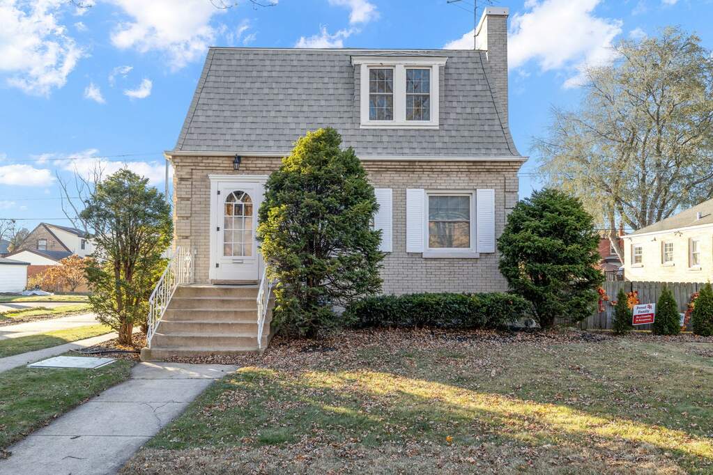 9536 S Lawndale Avenue, Evergreen Park, IL 60805 MLS 11695531