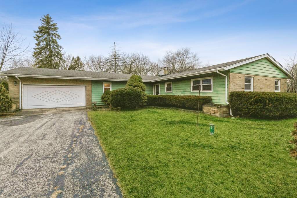 305 Crescent Knl, Libertyville, IL 60048 MLS 11698845 properties