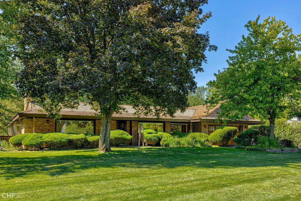 102 S Wheeling Road, Prospect Heights, IL 60070 MLS 11698934