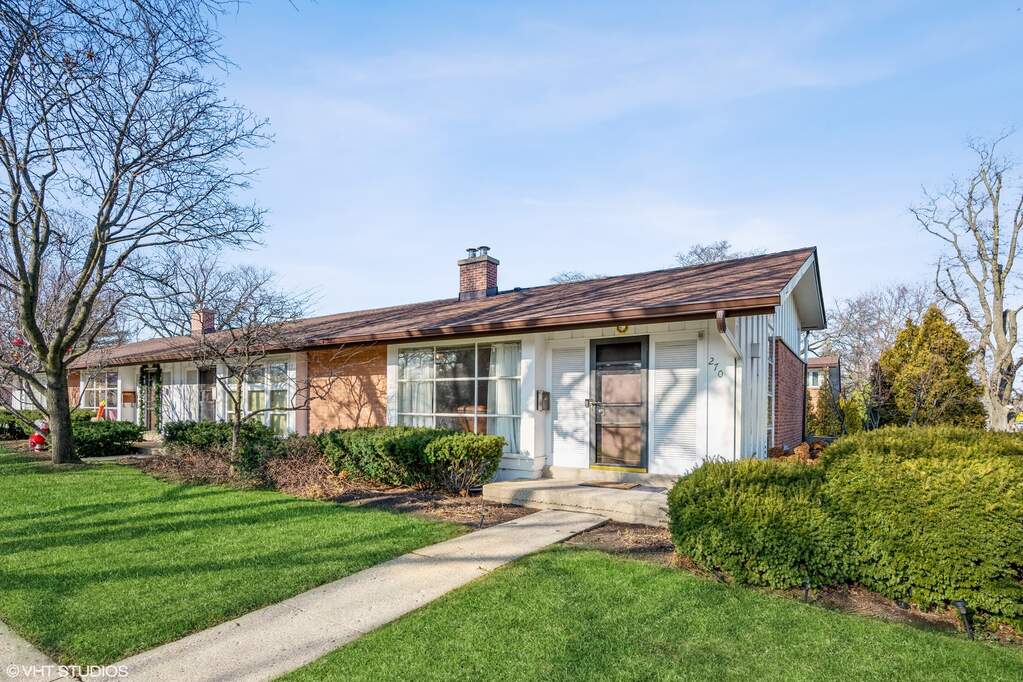 270 Crestwood Village, Northfield, IL 60093 MLS 11699913