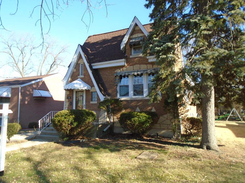 721 Newberry Avenue, La Grange Park, IL 60526 MLS 11700184