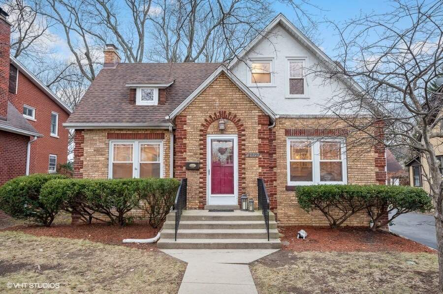 2419 Birchwood Lane, Wilmette, IL 60091 MLS 11701403 properties