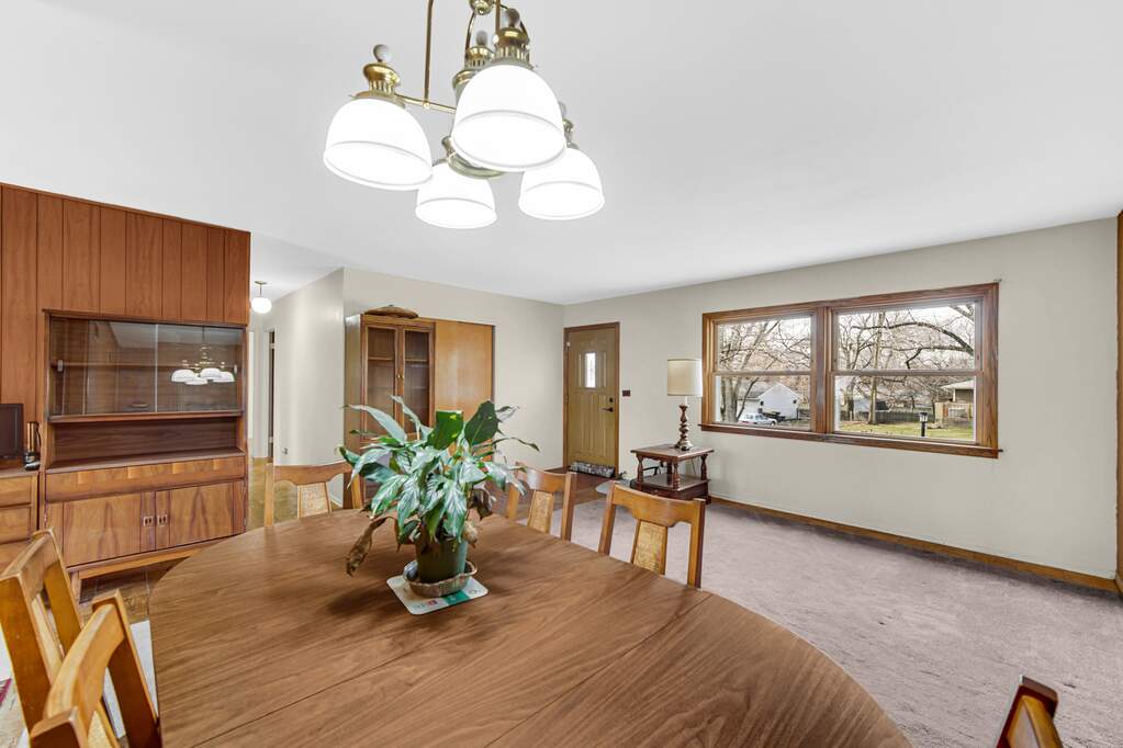 917 Kenilworth Avenue, Glen Ellyn, IL 60137 MLS 11709755