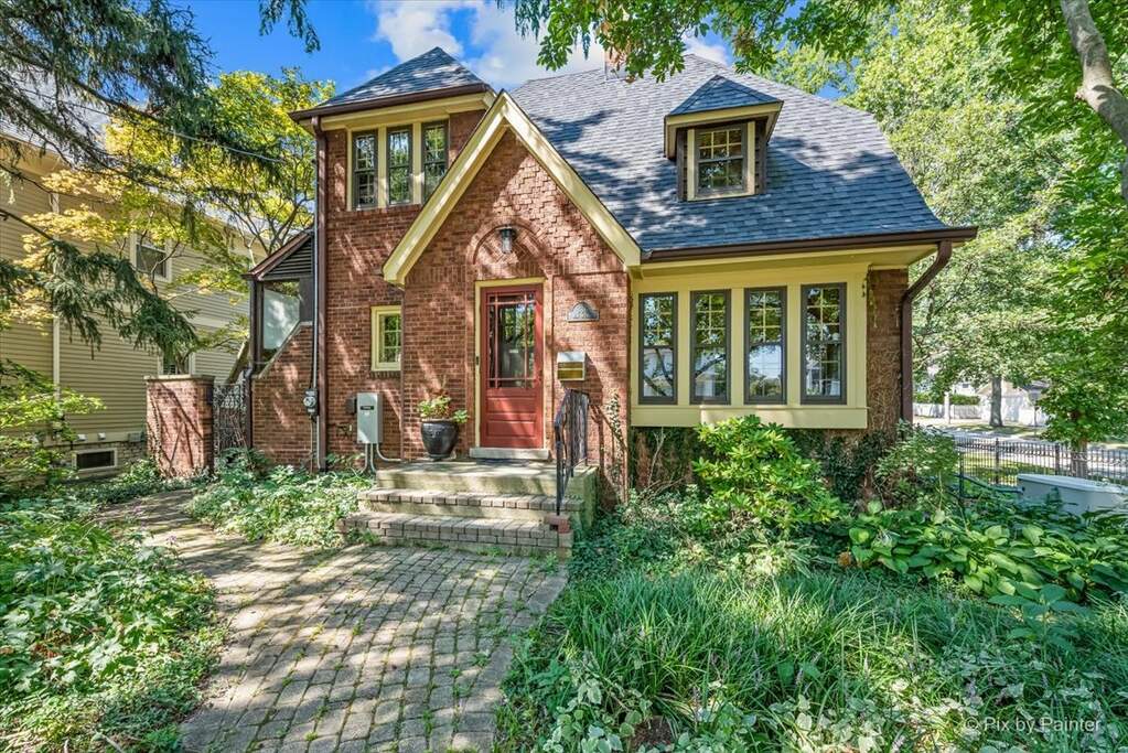 336 May Avenue, Glen Ellyn, IL 60137 MLS 11711053 properties Chicagoland